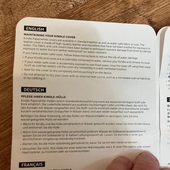 NWT Amazon Kindle Paperwhite Navy Leather COVER ONLY - Picture 10 of 10